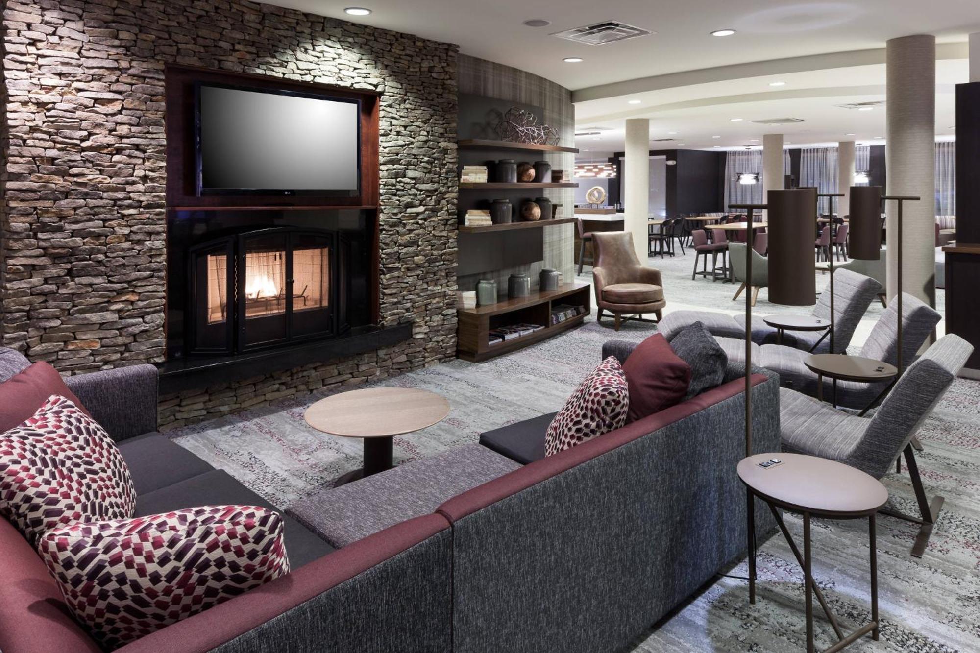 Courtyard By Marriott Birmingham Трассвілл Екстер'єр фото